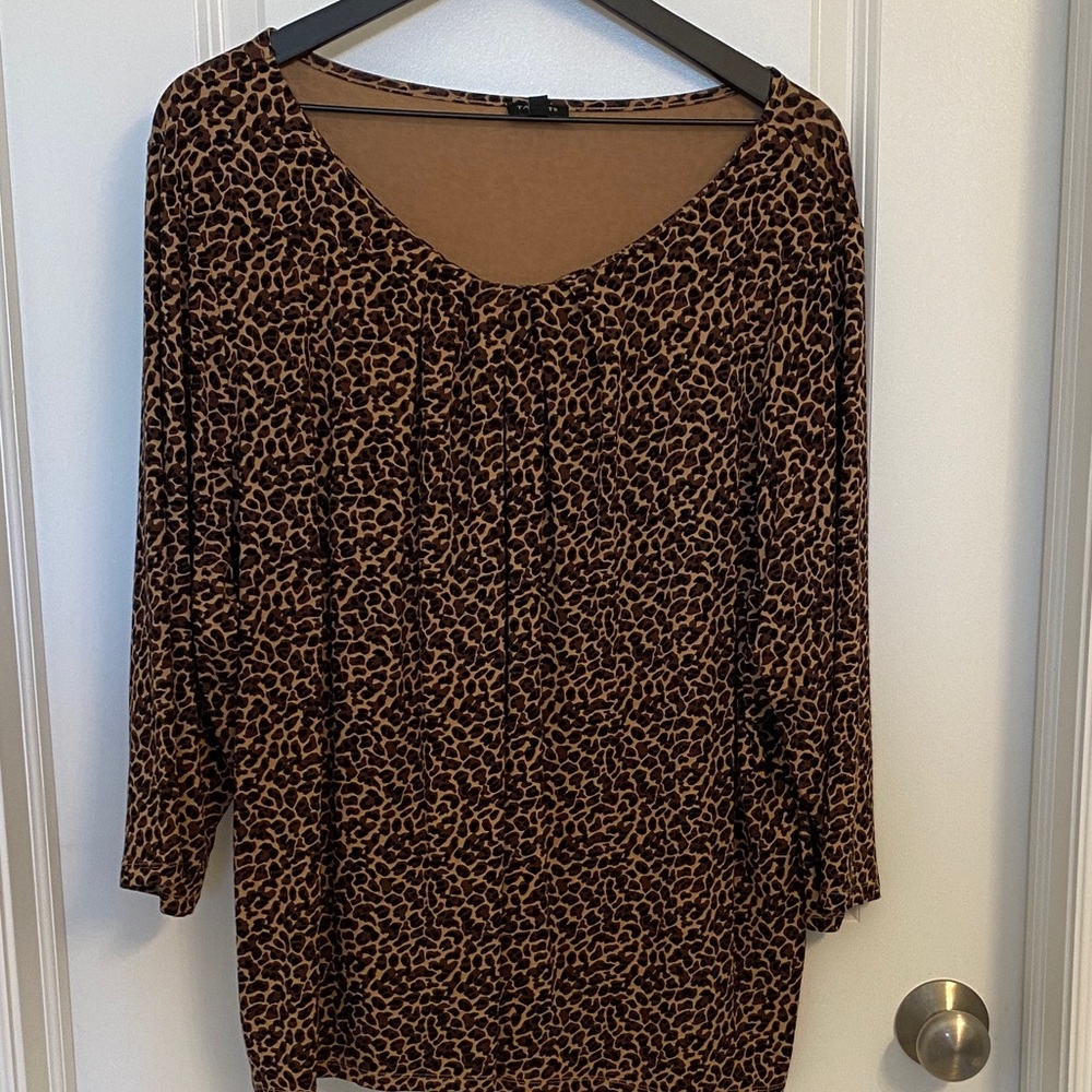 ❤️ Talbots leopard pattern long sleeve top 3x